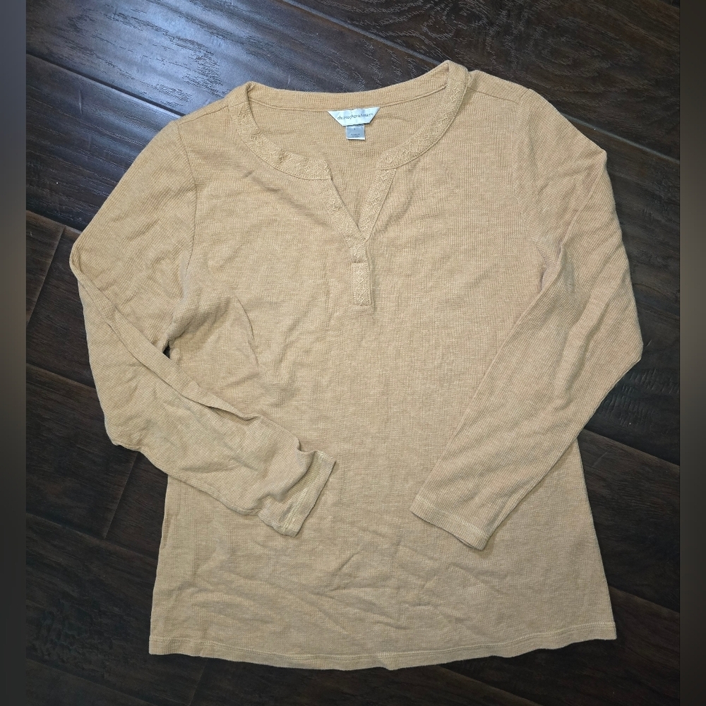 Christopher & Banks Womens Tan Waffle Y2K V Neck Long Sleeve Top